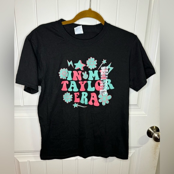 “In My Taylor Era” Black Graphic T-Shirt - Picture 2 of 5